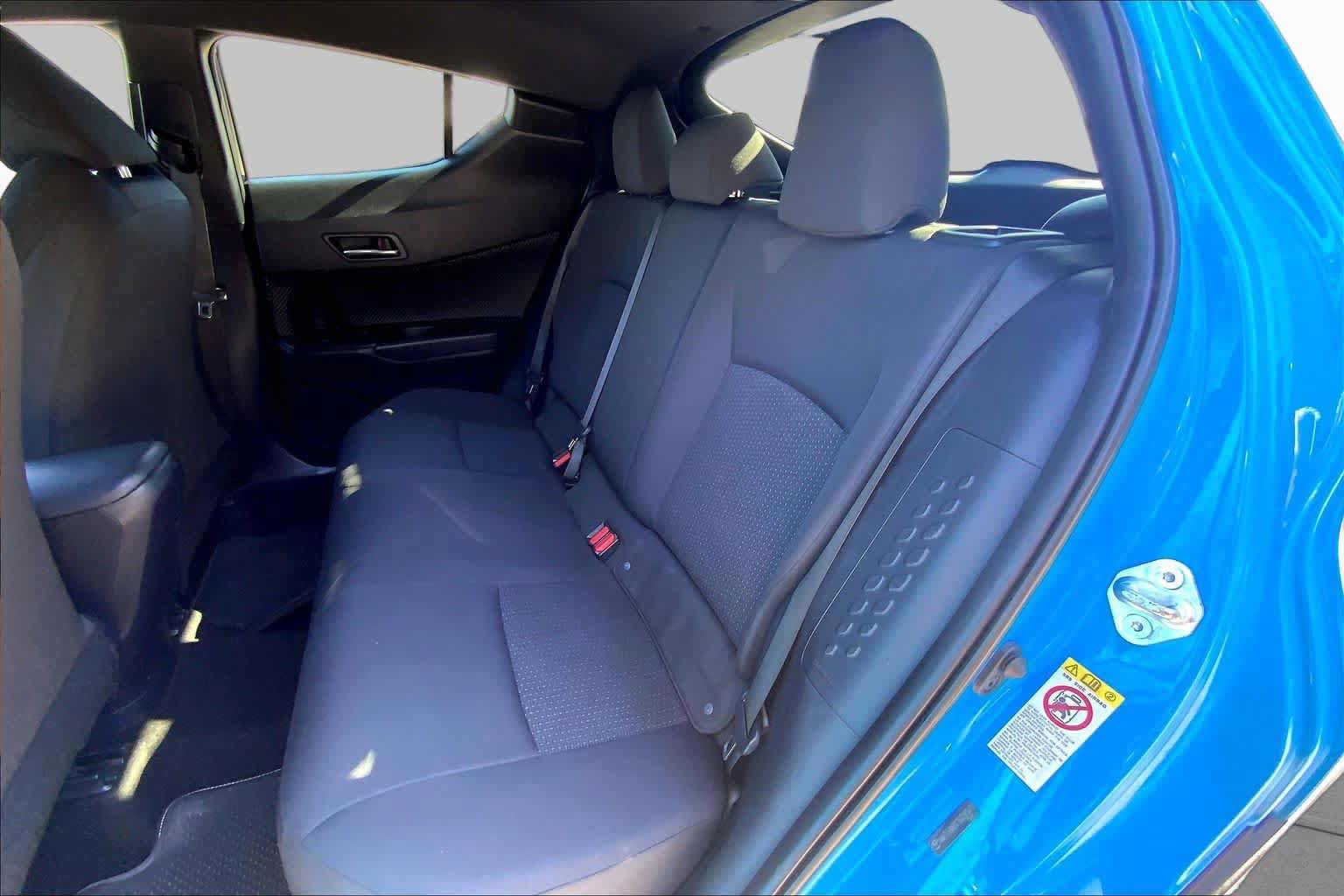 Used 2019 Toyota C-HR XLE FWD image 20
