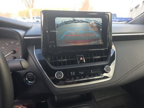 Used 2025 Toyota Corolla SE image 16