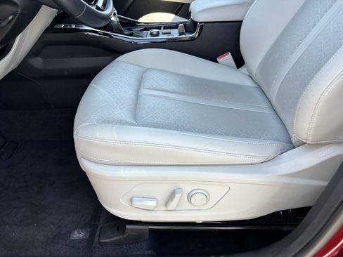 Certified 2023 Kia Sorento SX FWD image 19