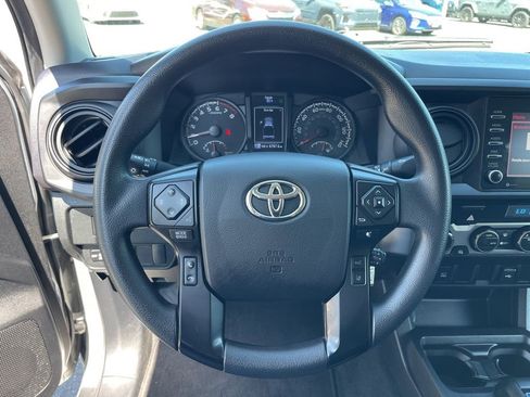 Used 2022 Toyota Tacoma SR image 16