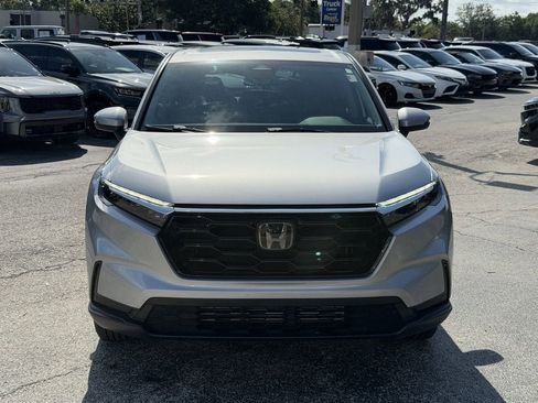 Used 2023 Honda CR-V EX image 3