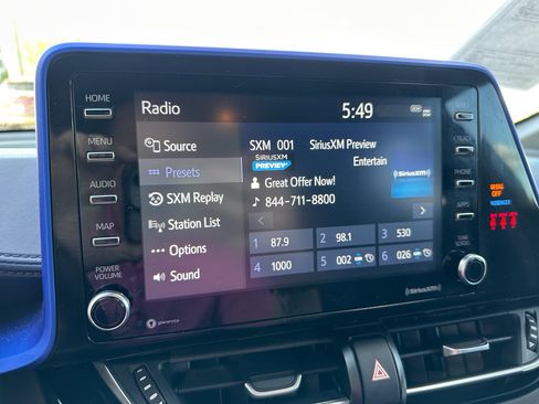 Used 2022 Toyota C-HR XLE image 18