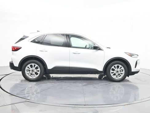 Used 2023 Ford Escape Active image 6