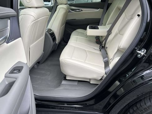 New 2026 Cadillac XT5 Premium Luxury w/ Driver Assist Package AWD/4WD image 11