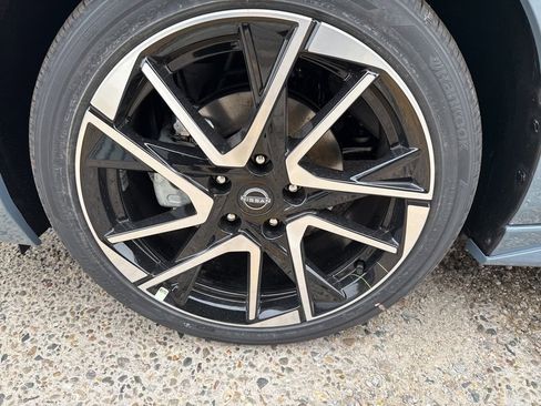 New 2025 Nissan Sentra SR image 10