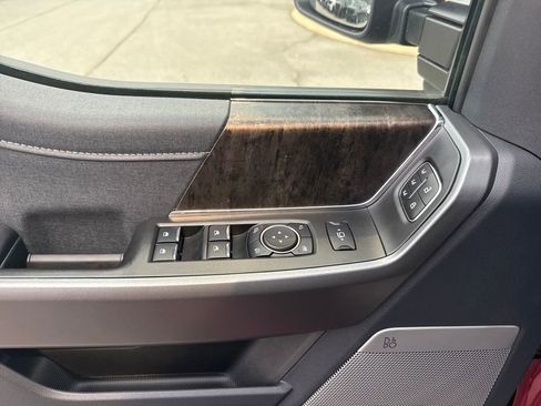 Used 2026 Ford F350 Lariat w/ FX4 Off-Road Package image 14