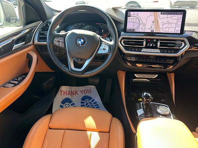 Used 2025 BMW X4 xDrive30i AWD/4WD image 18