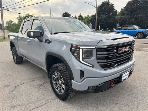 Certified 2024 GMC Sierra 1500 AT4 w/ Technology Package AWD/4WD image 7