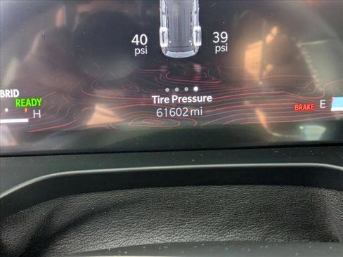 Used 2023 Jeep Grand Cherokee 4WD 4xe image 11