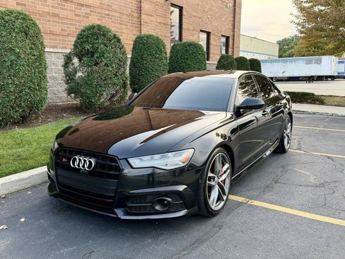 Used 2017 Audi S6 Prestige w/ S6 Sport Package AWD/4WD image 6