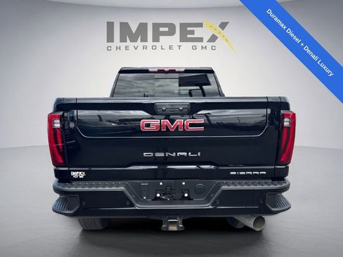 Used 2024 GMC Sierra 3500 Denali AWD/4WD image 5
