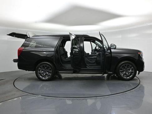 New 2026 Ford Expedition Max Platinum w/ Stealth Appearance Package AWD/4WD image 4