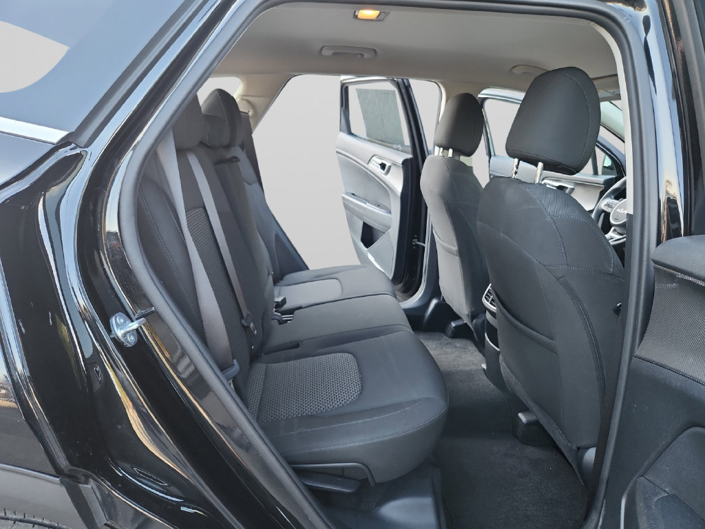 Certified 2023 Kia Sportage LX AWD/4WD image 18