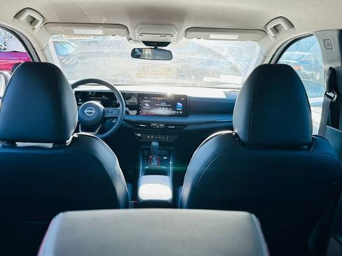 New 2026 Nissan Kicks SR image 30