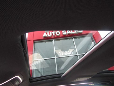 Used 2015 Audi A8 L 3.0T image 21