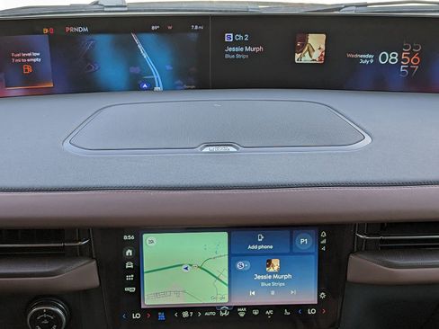 New 2025 Lincoln Navigator L Reserve image 21