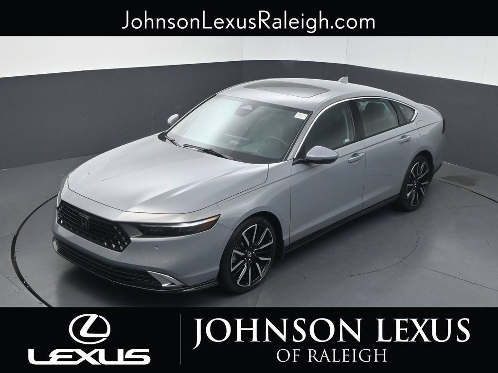Used 2023 Honda Accord Touring image 24