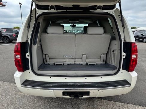 Used 2013 Chevrolet Tahoe LTZ AWD/4WD image 40