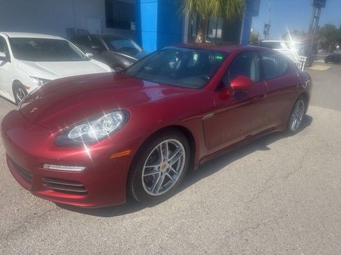 Used 2015 Porsche Panamera 4 AWD/4WD image 7