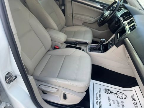 Used 2015 Volkswagen Golf TDI S FWD image 13