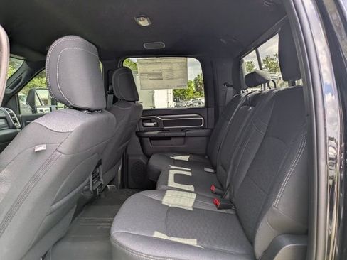 New 2026 RAM 3500 Big Horn AWD/4WD image 13