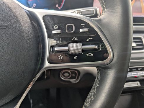 Certified 2022 Mercedes-Benz GLS 450 4MATIC image 15