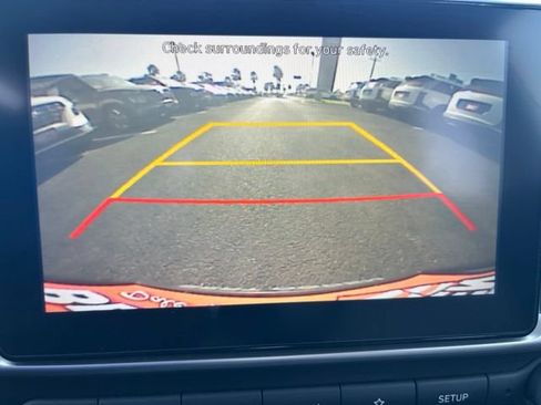 Certified 2021 Hyundai Venue SEL FWD image 12