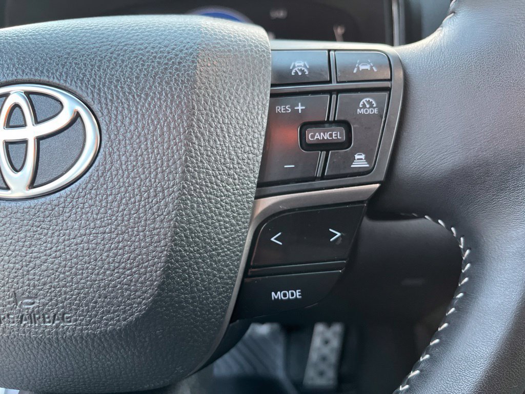 Used 2025 Toyota Camry SE w/ Multimedia Upgrade Package FWD image 31