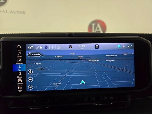 Used 2024 Jeep Wrangler Sahara w/ Technology Group image 20