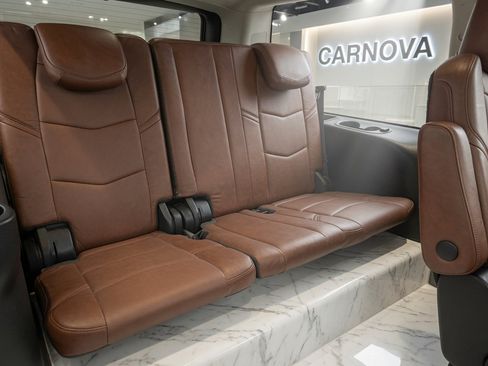 Used 2015 Cadillac Escalade ESV Premium AWD/4WD image 5