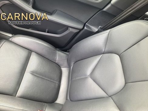 Used 2021 Porsche Macan S image 36