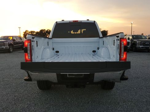 New 2026 Ford F250 Lariat w/ Lariat Premium Package AWD/4WD image 9