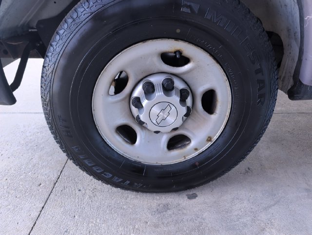 Used 2016 Chevrolet Express 2500 RWD image 23