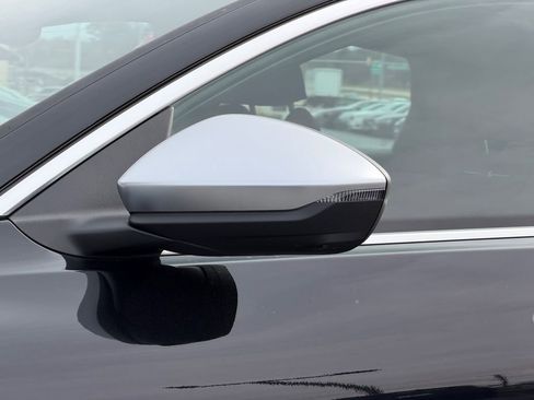 Certified 2025 Audi S6 e-tron Premium Plus w/ Premium Plus image 9