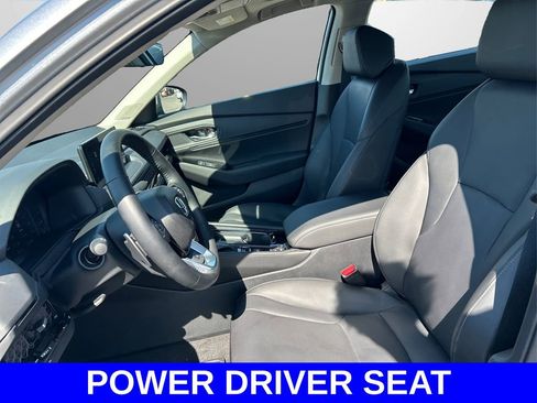 Used 2025 Honda Accord Touring image 9