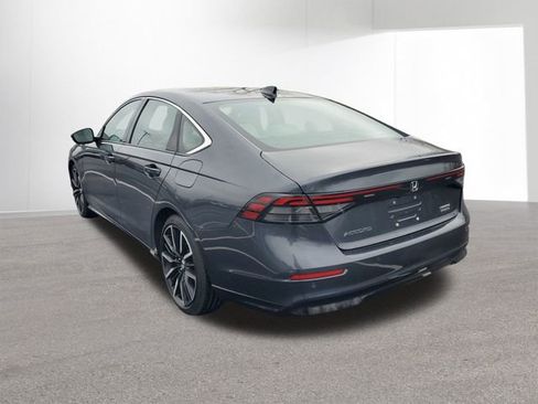 Used 2023 Honda Accord Touring image 14