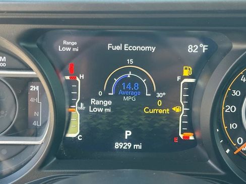 Used 2024 Jeep Wrangler Unlimited Rubicon AWD/4WD image 21