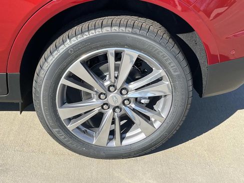 New 2026 Cadillac XT5 Premium Luxury w/ Driver Assist Package image 11