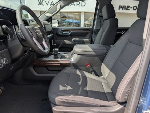 New 2026 GMC Sierra 1500 Elevation w/ Preferred Package AWD/4WD image 26