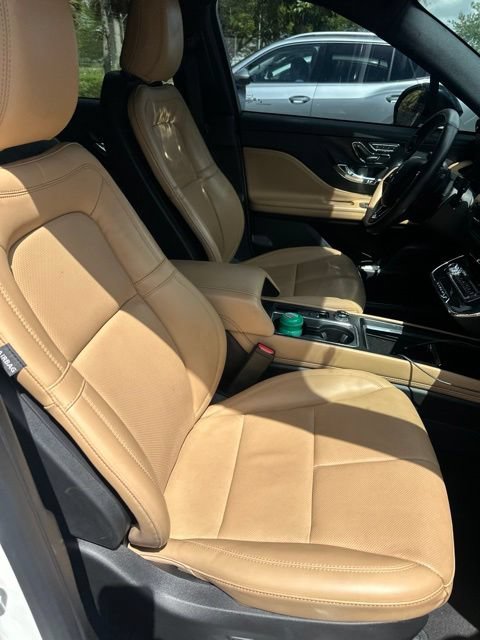 Certified 2023 Lincoln Corsair Reserve w/ Jet Appearance Package FWD image 12