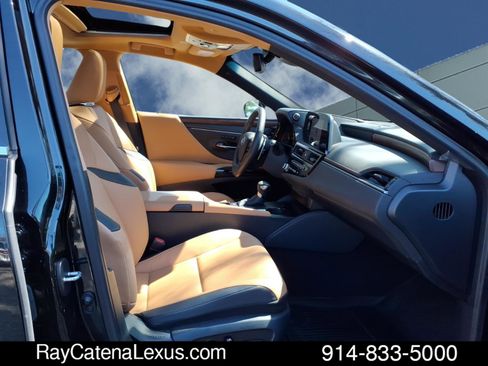 Certified 2023 Lexus ES 350 w/ Premium Package image 20