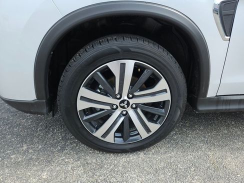 Used 2025 Mitsubishi Outlander Sport SE AWD/4WD image 29