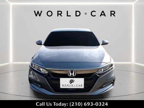 Used 2018 Honda Accord Sport image 2