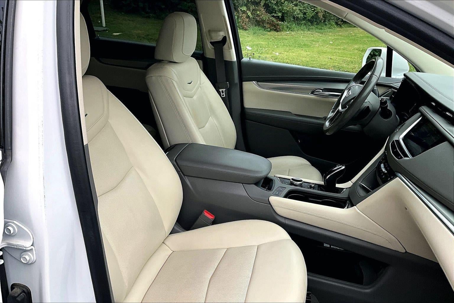 Used 2020 Cadillac XT5 Premium Luxury AWD/4WD image 7