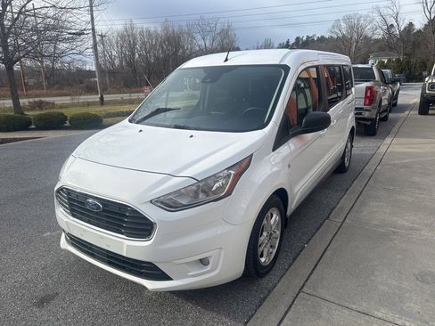 Used 2019 Ford Transit Connect XLT w/ Trailer Tow Package image 3