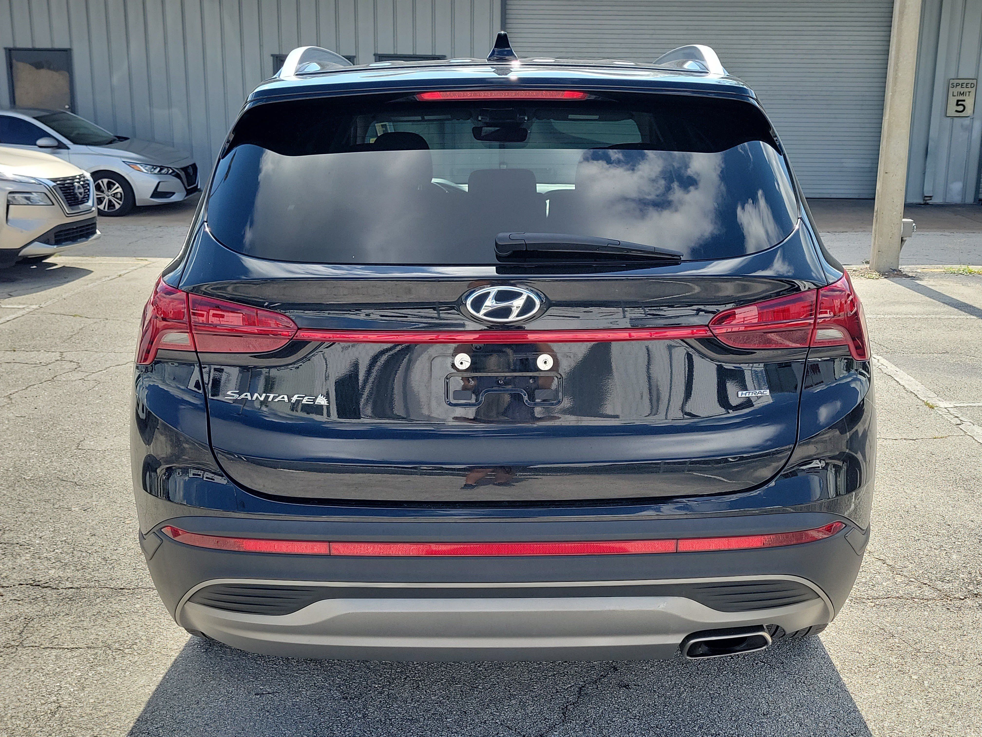 Used 2023 Hyundai Santa Fe SEL AWD/4WD image 5