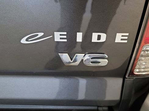 Used 2012 Toyota Tacoma 4x4 Double Cab w/ TRD Sport Pkg image 28