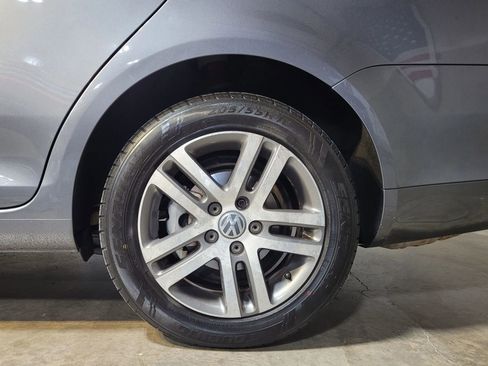 Used 2006 Volkswagen Jetta 2.5 image 32