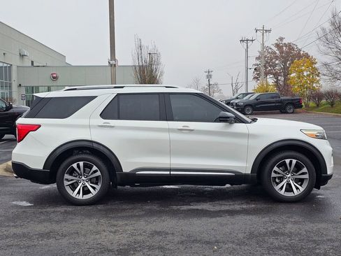 Used 2020 Ford Explorer Platinum w/ Premium Technology Package image 5