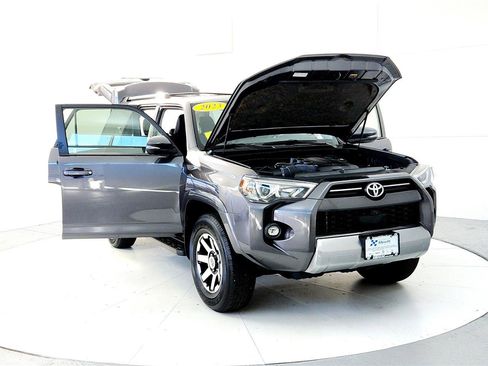 Certified 2023 Toyota 4Runner TRD Off-Road Premium image 9